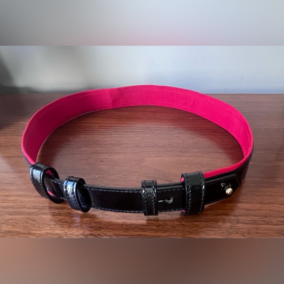 Vintage Valentino Garavani Red and Black patent leather belt - Picture 8 of 9